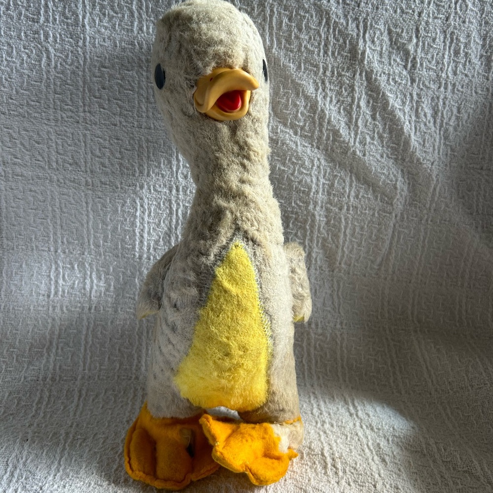 Old Antique Vintage Gund Plush Duck Goose with rubber bill